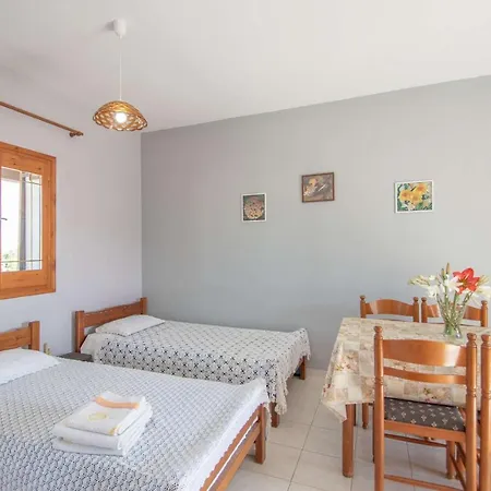 Pine Tree Apartment&sunset Lodge *